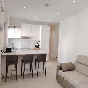 Apartment House Italien
